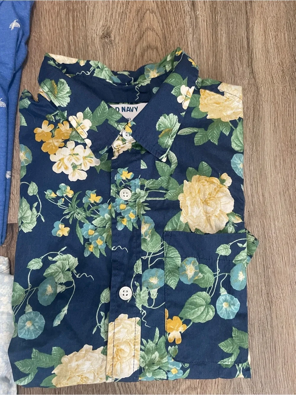 Old Navy Boys Mixed Blue & Green Polo and Button Down Shirts Bundle